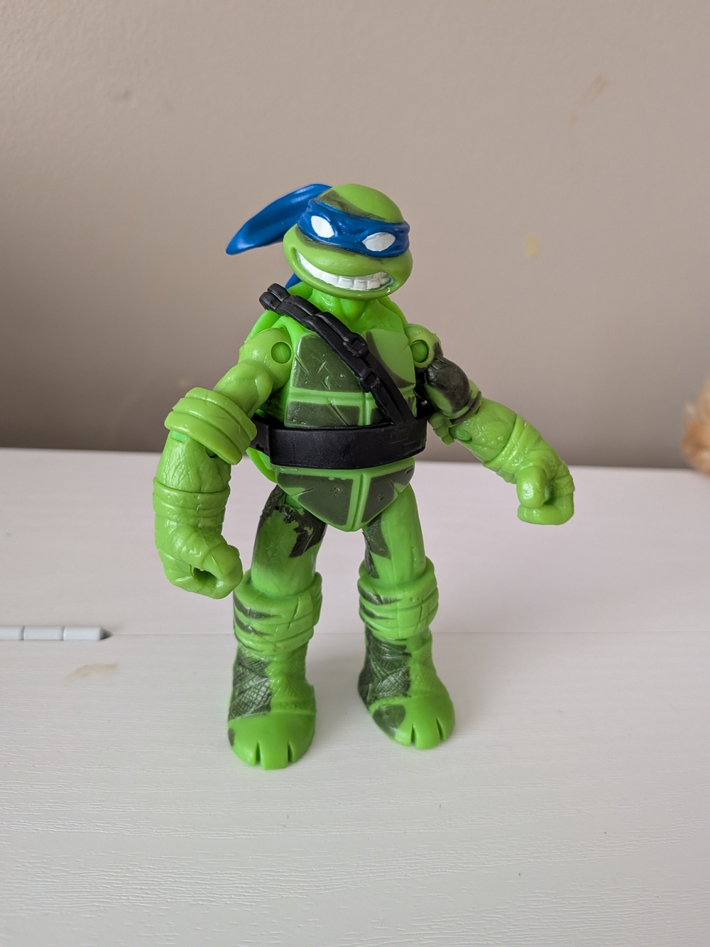 Teenage Mutant Ninja Turtles Shadow Ninja Color Change Leonardo TMNT 2012 Viacom